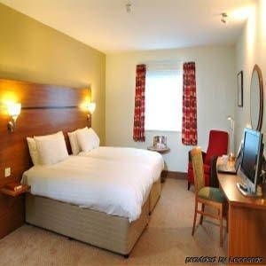 Premier Inn Braintree (Freeport Village)4