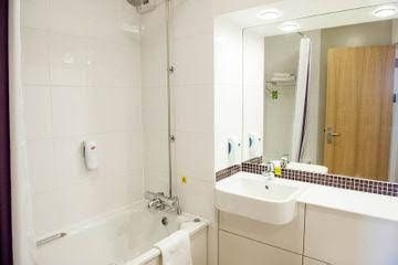 Premier Inn Plymouth City Centre (Sutton Harbour)0