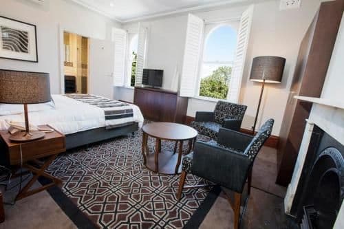 Luxury King Suite