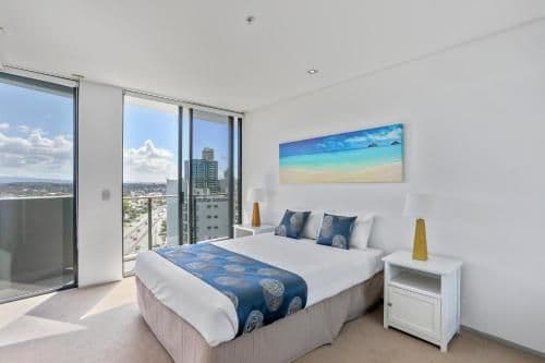 Three Bedroom Ocean View Apartment