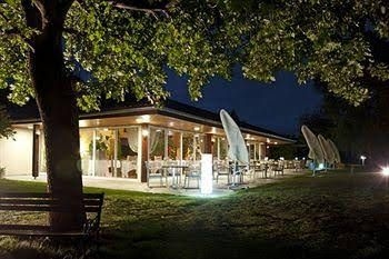 Relais du Silence Les Jardins Du Lac3