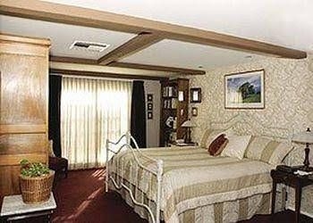 Maricopa Manor B&B Inn1