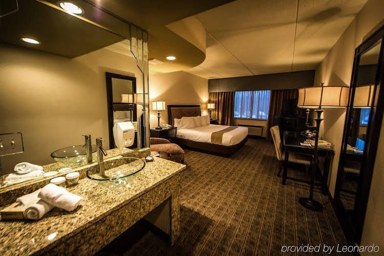 โรงแรมการ์เดน เพลส (Garden Place Hotel)2