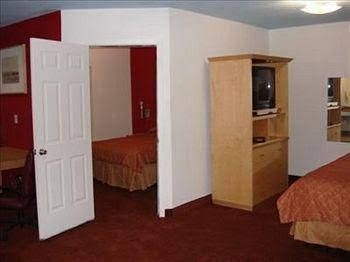 Inn of the Dove Dallas4