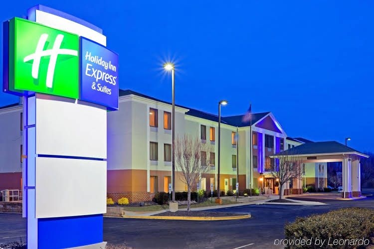 Holiday Inn Express Carneys Point New Jersey Turnpike Exit 11