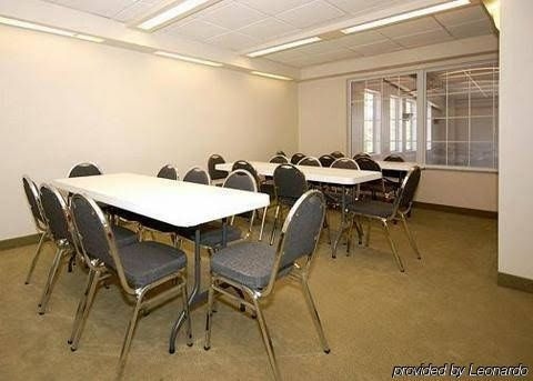 Studio 6 Oklahoma City4