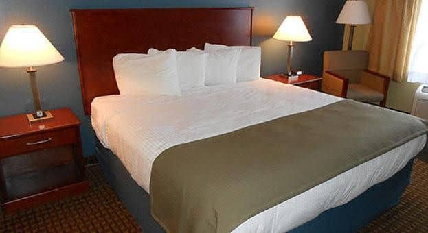 AmericInn & Suites Burnsville AmericInn & Suites Burnsville