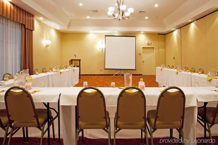 Holiday Inn Express Savannah I-95 North0
