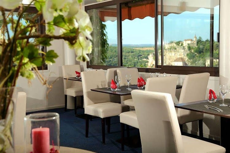 Logis Hotel Le Belvedere3