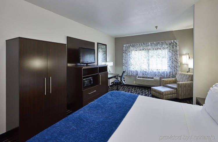 Holiday Inn Express Pelham- Oak Mountain Park Area4