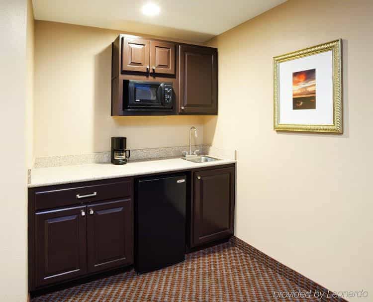 Holiday Inn Express Hotel & Suites Mount Pleasant - Charleston
