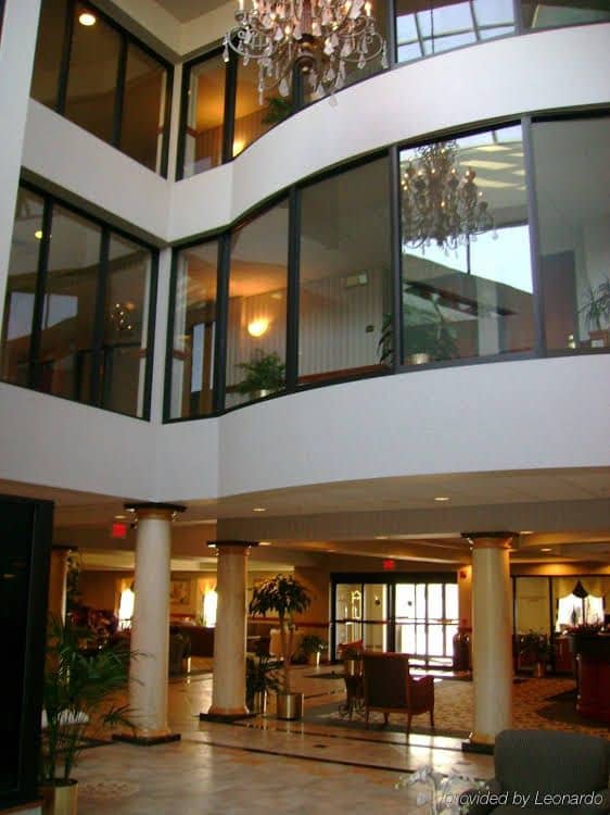 Holiday Inn Express Hotel & Suites - Belleville Area Holiday Inn Express Hotel & Suites - Belleville Area