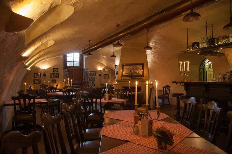 Herrenhaus von Low Herrenhaus von Low