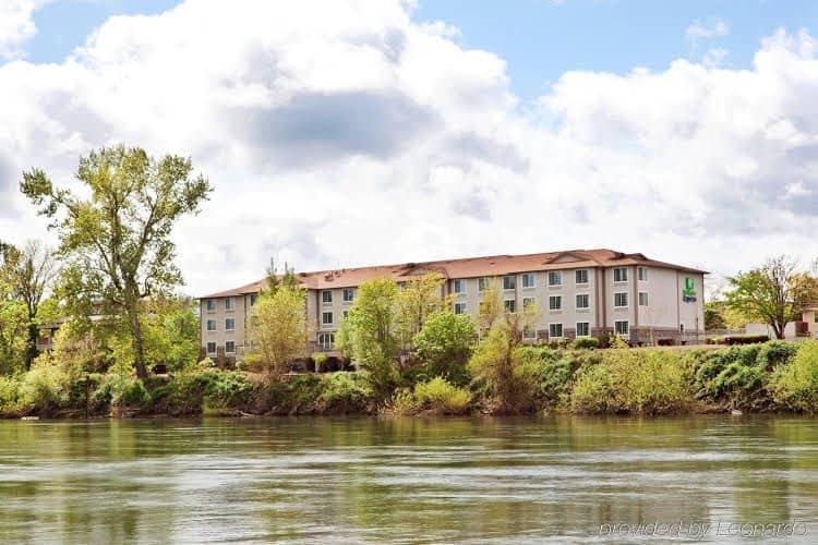 Holiday Inn Express Corvallis-On the River Holiday Inn Express Corvallis-On the River