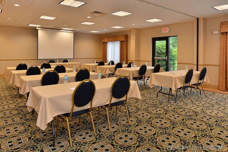 Holiday Inn Express Hotel & Suites Athens3