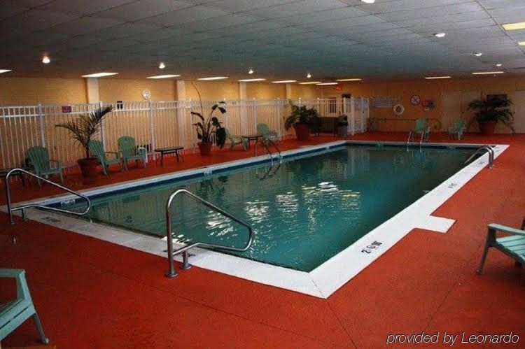 Cottonwood Suites Louisville Fair & Expo4