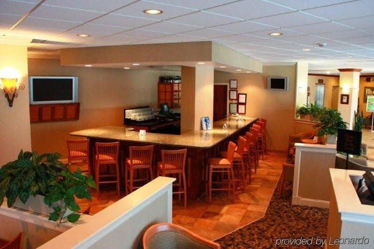 Cottonwood Suites Louisville Fair & Expo1
