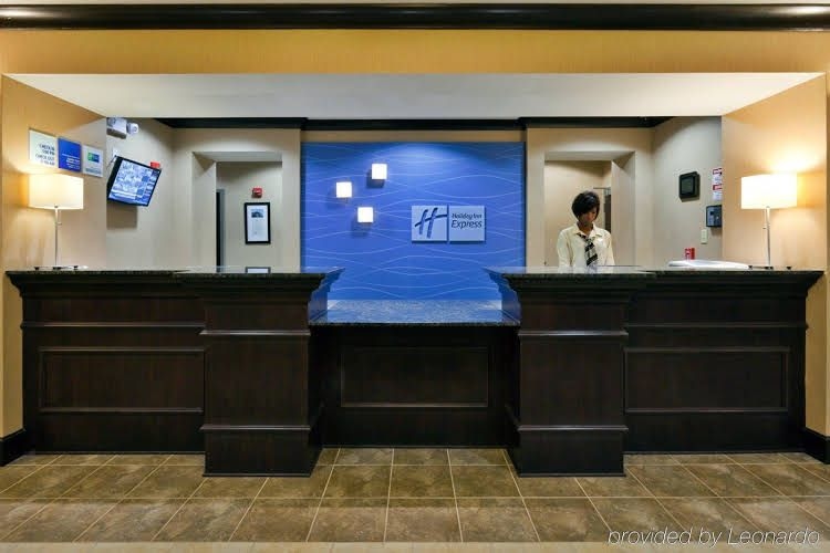Holiday Inn Express Hotel & Suites Opelika Auburn4