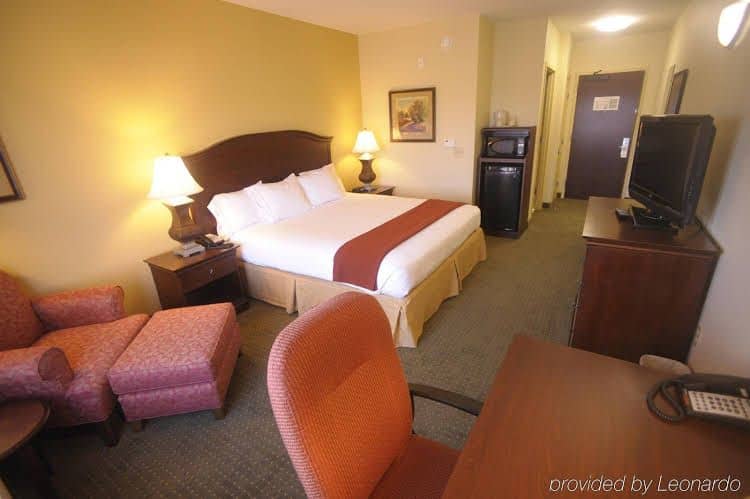 Holiday Inn Express Hotel & Suites Lexington North West-The Vineyard Holiday Inn Express Hotel & Suites Lexington North West-The Vineyard