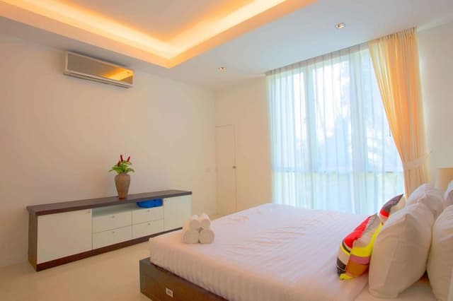 SUITE ONE BEDROOM