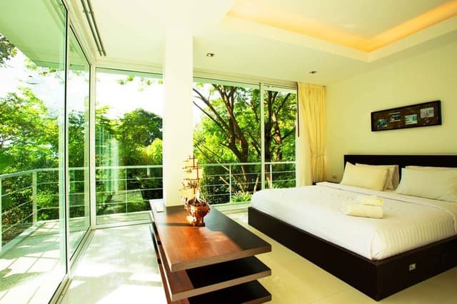 SUITE TWO BEDROOMS