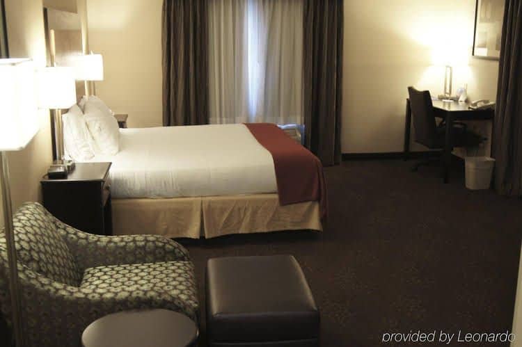 Holiday Inn Express Hotel & Suites Buford-Mall Of Georgia Holiday Inn Express Hotel & Suites Buford-Mall Of Georgia