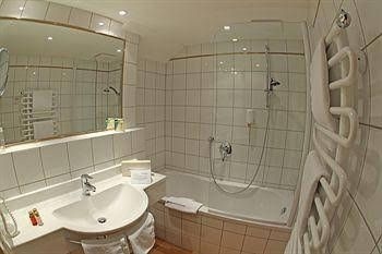 Hotel Petersbuhel1