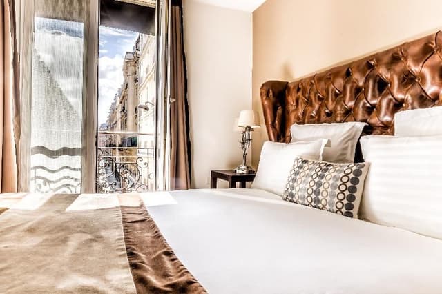 JUNIOR SUITE STANDARD