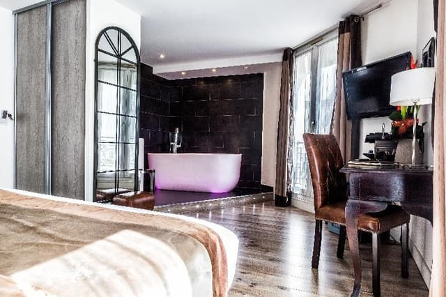 JUNIOR SUITE STANDARD