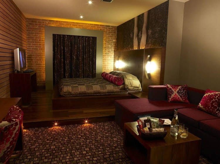The Crown Hotel3
