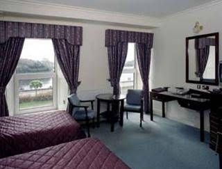 Eccles Hotel1