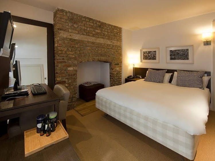 Nottingham Place Hotel1