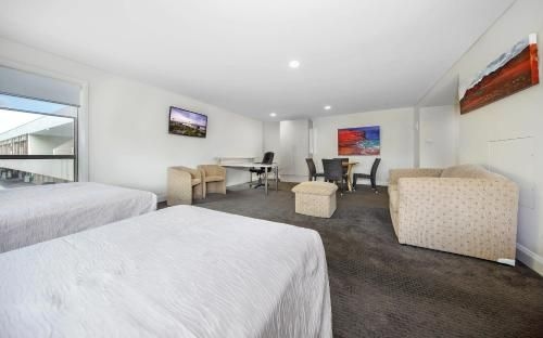 เบลคอนเนน เวย์ โฮเต็ล แอนด์ เซอร์วิซ อพาร์ตเมนต์ (Belconnen Way Hotel & Serviced Apartments)1