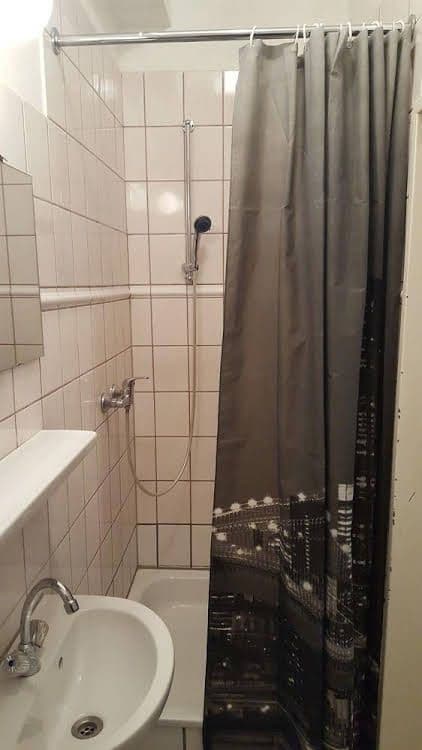 Buch-Ein-Bett Hostel Buch-Ein-Bett Hostel