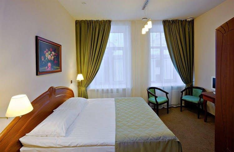 Cronwell Inn Stremyannaya1