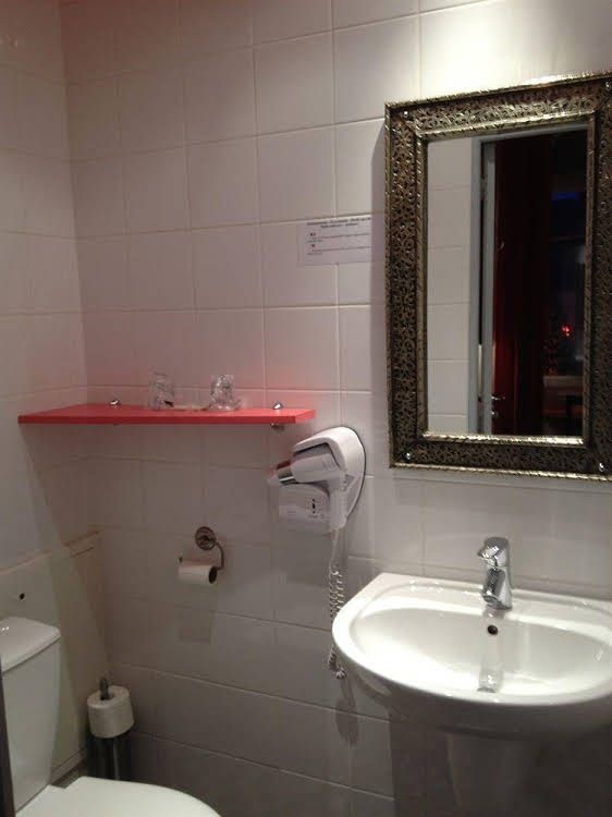 Latino Hotel3