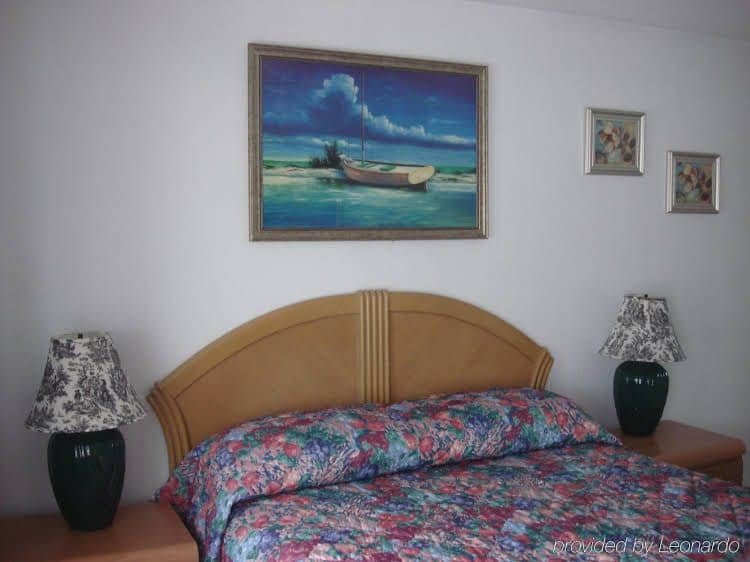 Breakaway Inn Guest House Breakaway Inn Guest House