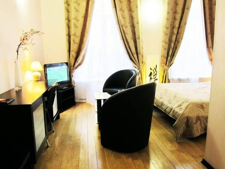 Prestige Hotel Center0