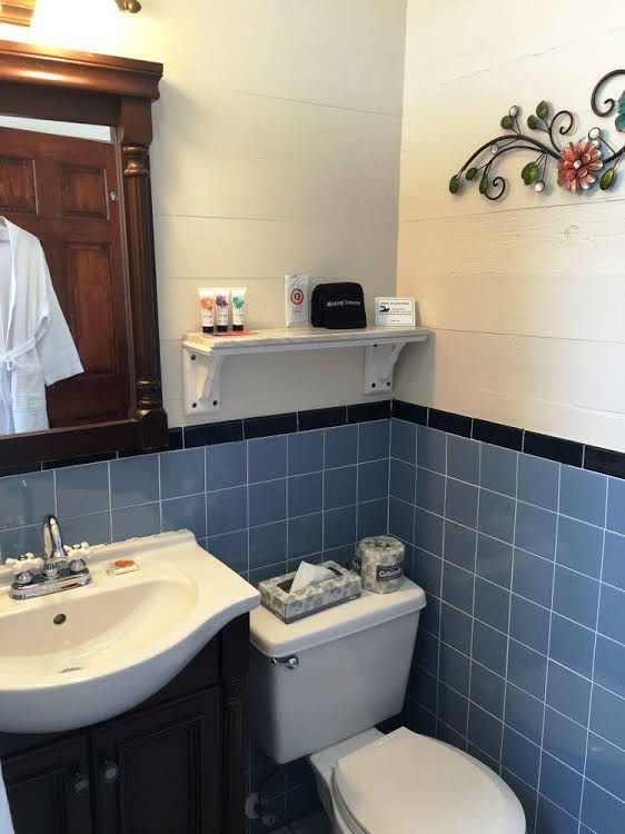 Avalon Bed and Breakfast0