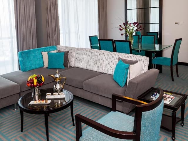APARTMENT THREE BEDROOMS