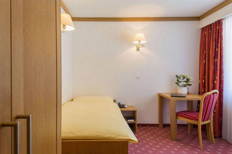 Hotel Excelsior2