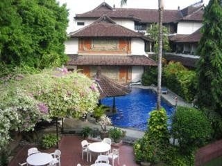 โรงแรมอริปูตริ (Ari Putri Hotel)4