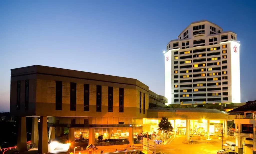 Thumrin Thana Hotel Thumrin Thana Hotel