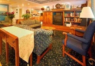 Comfort Inn (Hyannis) Comfort Inn (Hyannis)