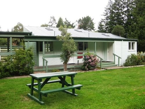 Alpine Holiday Apartments & Campground0