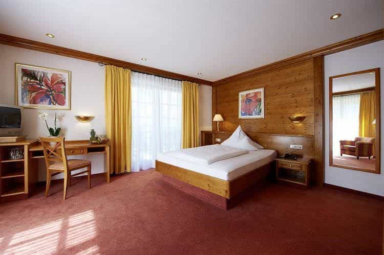 Bayerischer Hof Bayerischer Hof