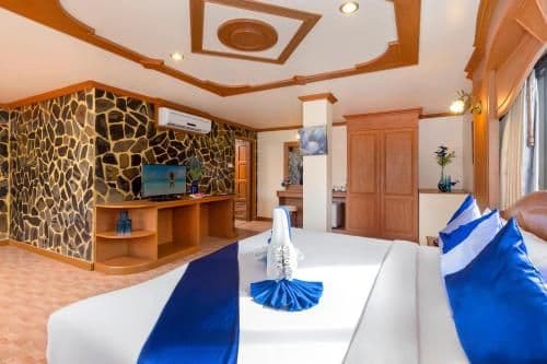 Deluxe Double or Twin Room with Spa Bath