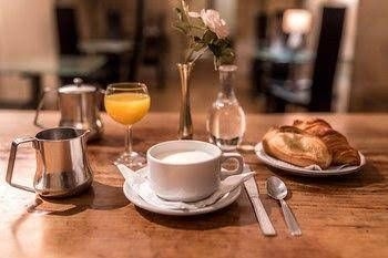 Hotel Madeleine de Senlis Paris1