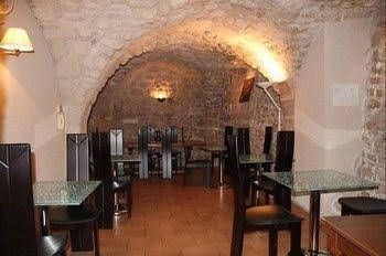 Hotel Madeleine de Senlis Paris3