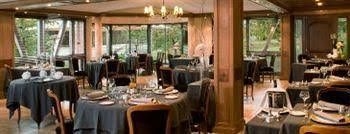 Logis Hotel Le Parc0